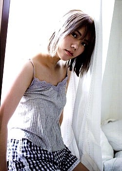 Hina Kawago image 1 of 1