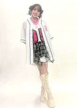 Hinaki Yano image 1 of 1