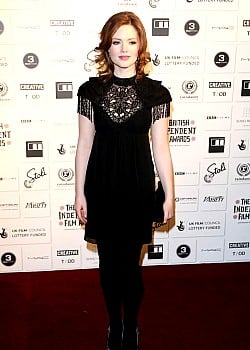 Holliday Grainger image 1 of 1