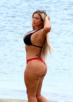 Holly Hagan image 4 of 4