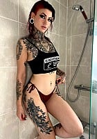Holly Hell profile photo