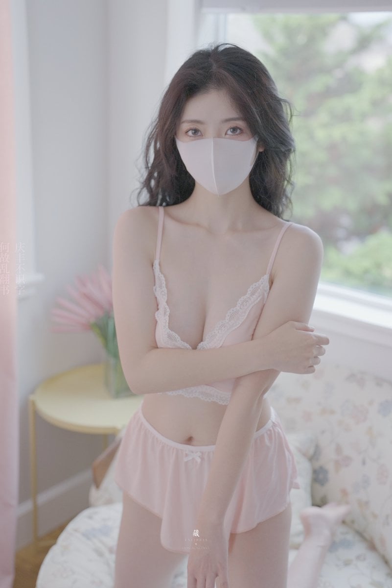 HongKongDoll - Free pics, galleries & more at Babepedia
