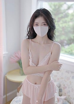 HongKongDoll