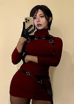 Hongbin (Cosplayer) image 1 of 2