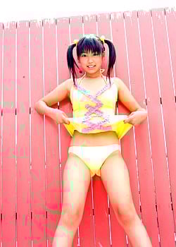 Honoka Ayukawa image 4 of 4
