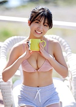 Honoka Sasaki image 4 of 4