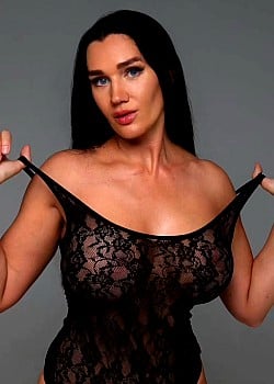 Hot Mommy image 3 of 3