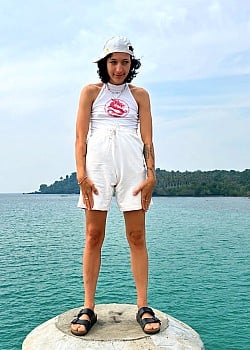 How2Shirli image 2 of 2