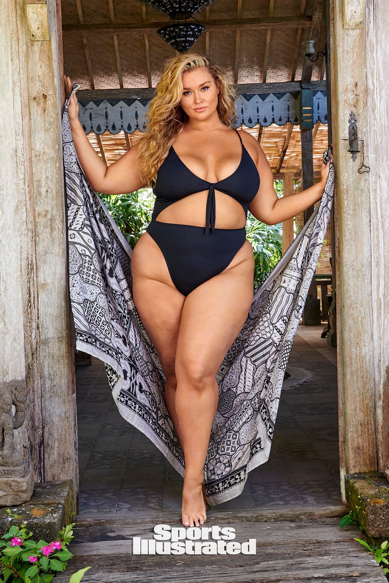 Hunter McGrady - Free pics, galleries & more at Babepedia