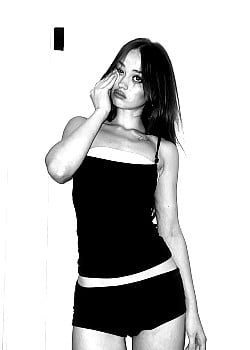 Iamkatushaa image 2 of 3