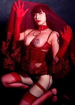 Ibuki Burlesque image 3 of 4