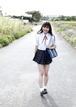Ichika Suzaki image 2 of 4