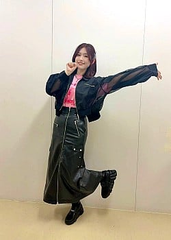 Ikumi Hasegawa image 4 of 4
