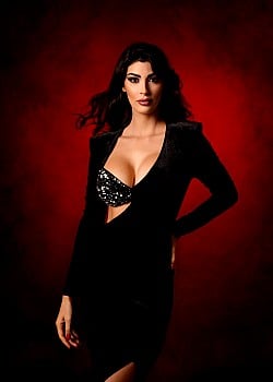 Ilaria Farago image 2 of 4