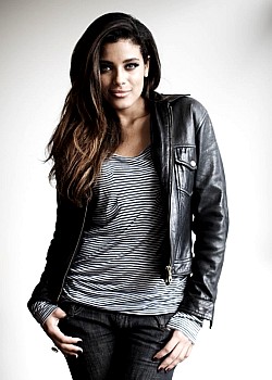 Ildi Silva image 2 of 4