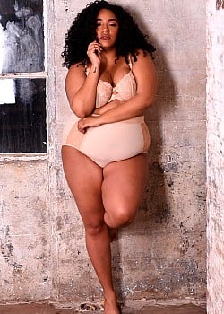 Ilianna Garcia image 3 of 4