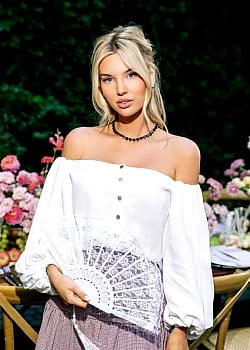 Ilona Kotelyukh image 2 of 3