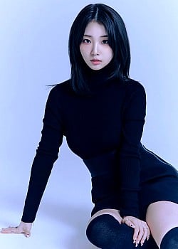 Im Yeo-jin image 2 of 2