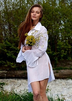 Indiana Belle image 2 of 4