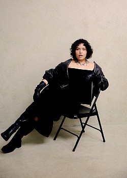 Inealys Gonzalez image 4 of 4