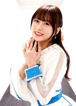 Inori Minase image 4 of 4