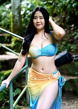 Intan Aninda image 2 of 3