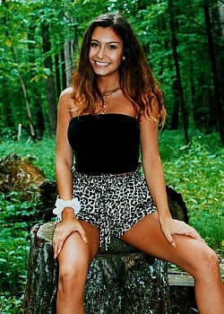 Ioana Nedeva image 3 of 4