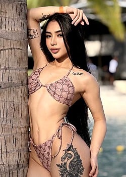 Irina Watanabe image 3 of 4
