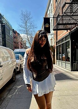 Iris Mulas image 2 of 4