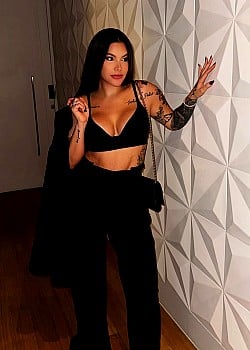 Isa Ranieri image 2 of 4