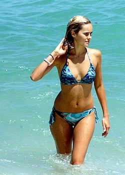 Isabel Lucas image 4 of 4