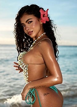 Isabela Agudelo Sanchez image 4 of 4