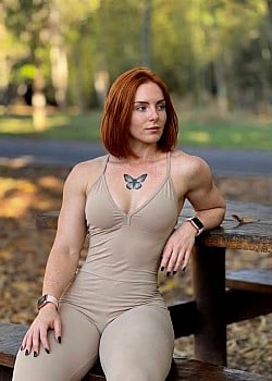 Isabela Valtier image 3 of 4