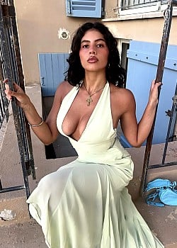 Isabella Carr image 1 of 1