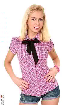 Isabella Clark image 3 of 4