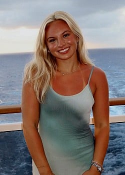 Isabella Lojewski image 3 of 3