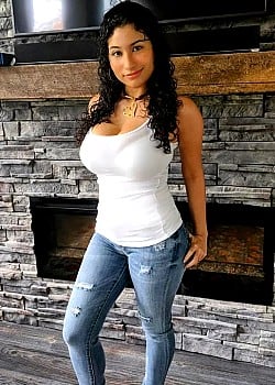 Isabella Rodriguez image 2 of 4
