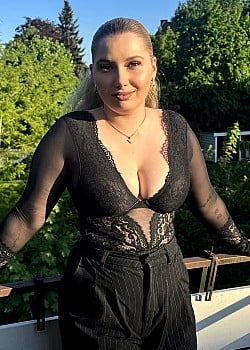 Isabelle Hunken image 3 of 4