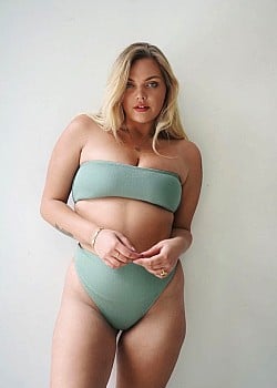 Isadee Jansen image 3 of 4