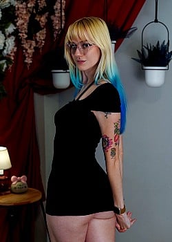 Ivy Celeste image 2 of 4