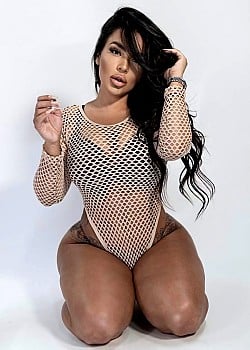 Izis A image 1 of 4