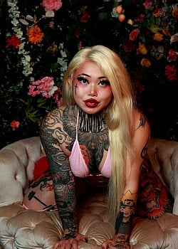 Jade Lu image 3 of 4