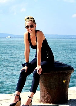 Jagoda Kumric image 2 of 3