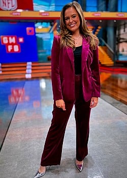 Jamie Erdahl image 3 of 4