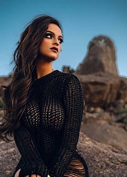 Jamie Leigh Thornton image 2 of 4