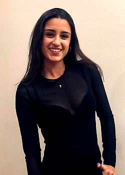 Jana Fernandez image 1 of 4