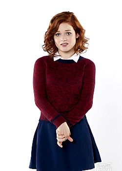 Jane Levy image 2 of 4