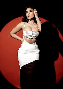 Jane Loya
