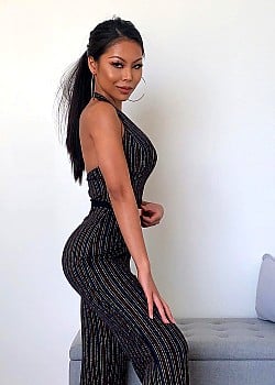 Jane Yum image 3 of 4