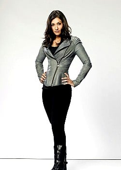 Janina Gavankar image 3 of 4
